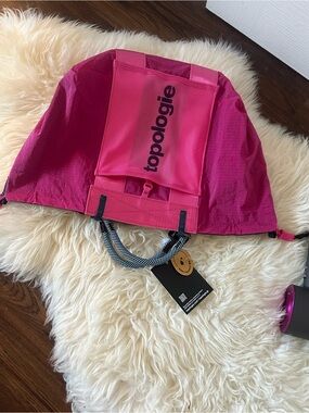Topologies summit tote wide Small